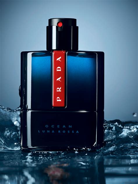 jake gyllenhaal prada cologne.